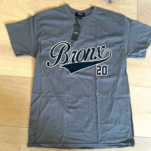 Boohooman oversized Bronx print t shirt XS